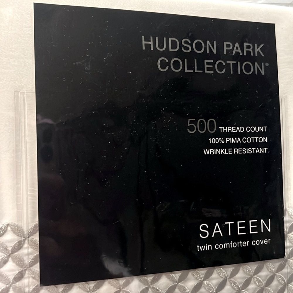Hudson Park Collection 500TC Embroidered Geo Duvet Cover Twin Pima Cotton, New - Picture 5 of 8